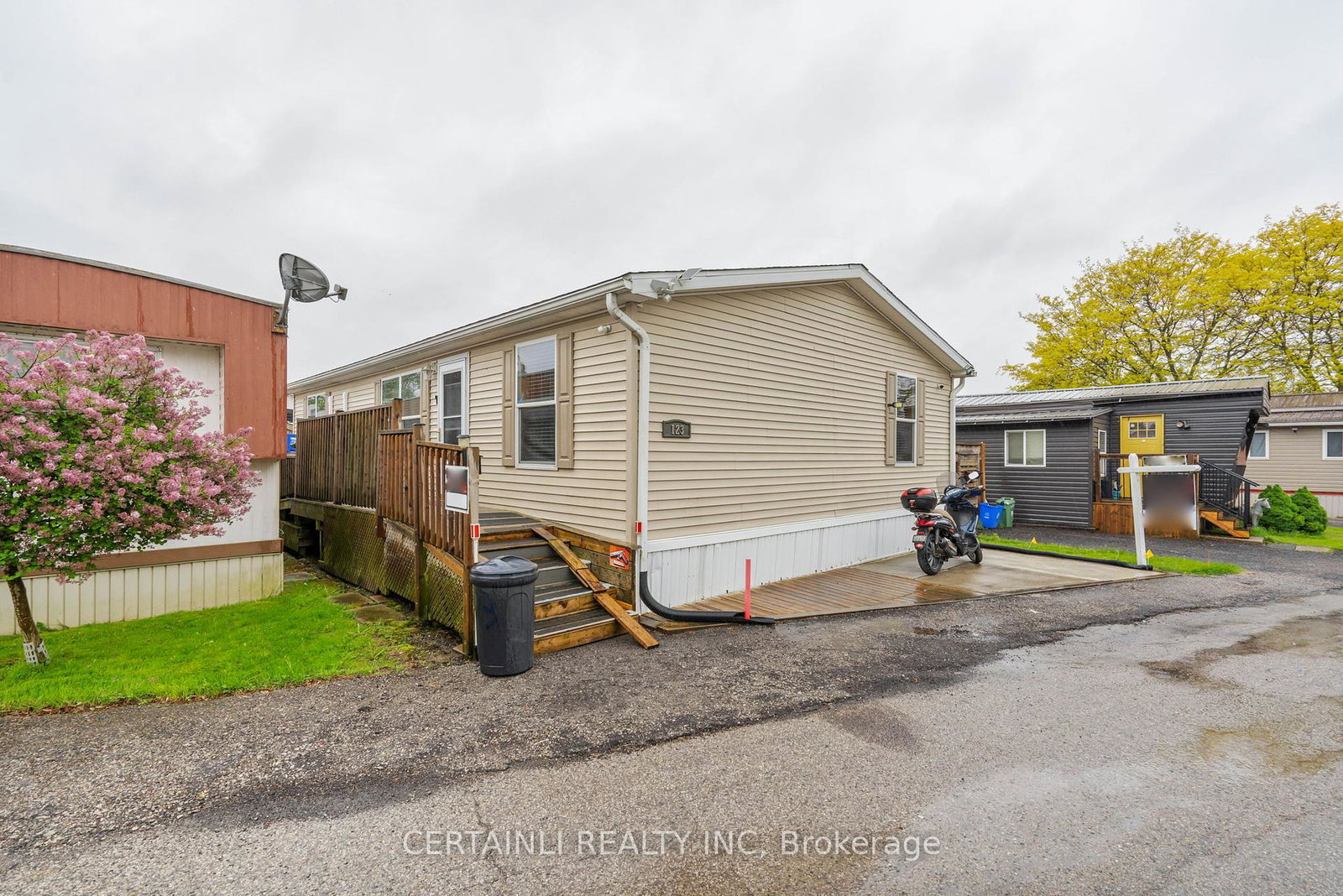 2189-dundas-street-london-east-ontario-x12169681