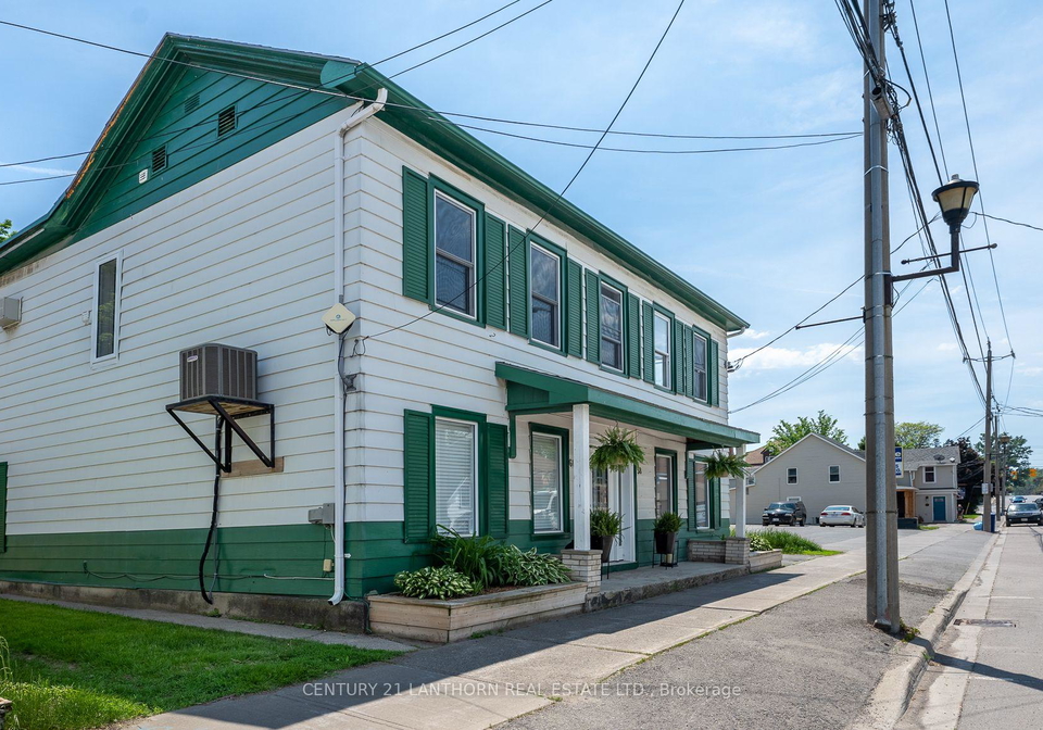 60-main-street-prince-edward-county-ontario-x12169719