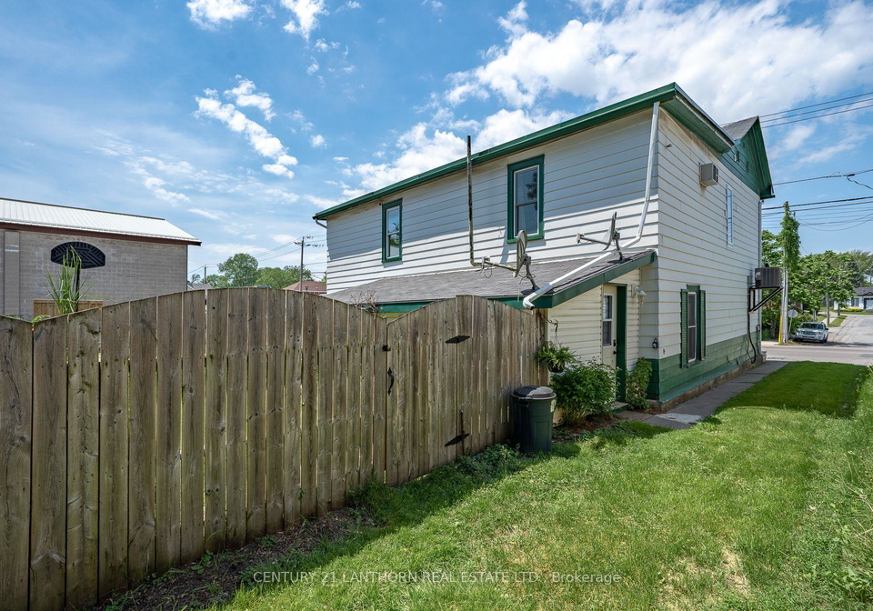 60-main-street-prince-edward-county-ontario-x12169719