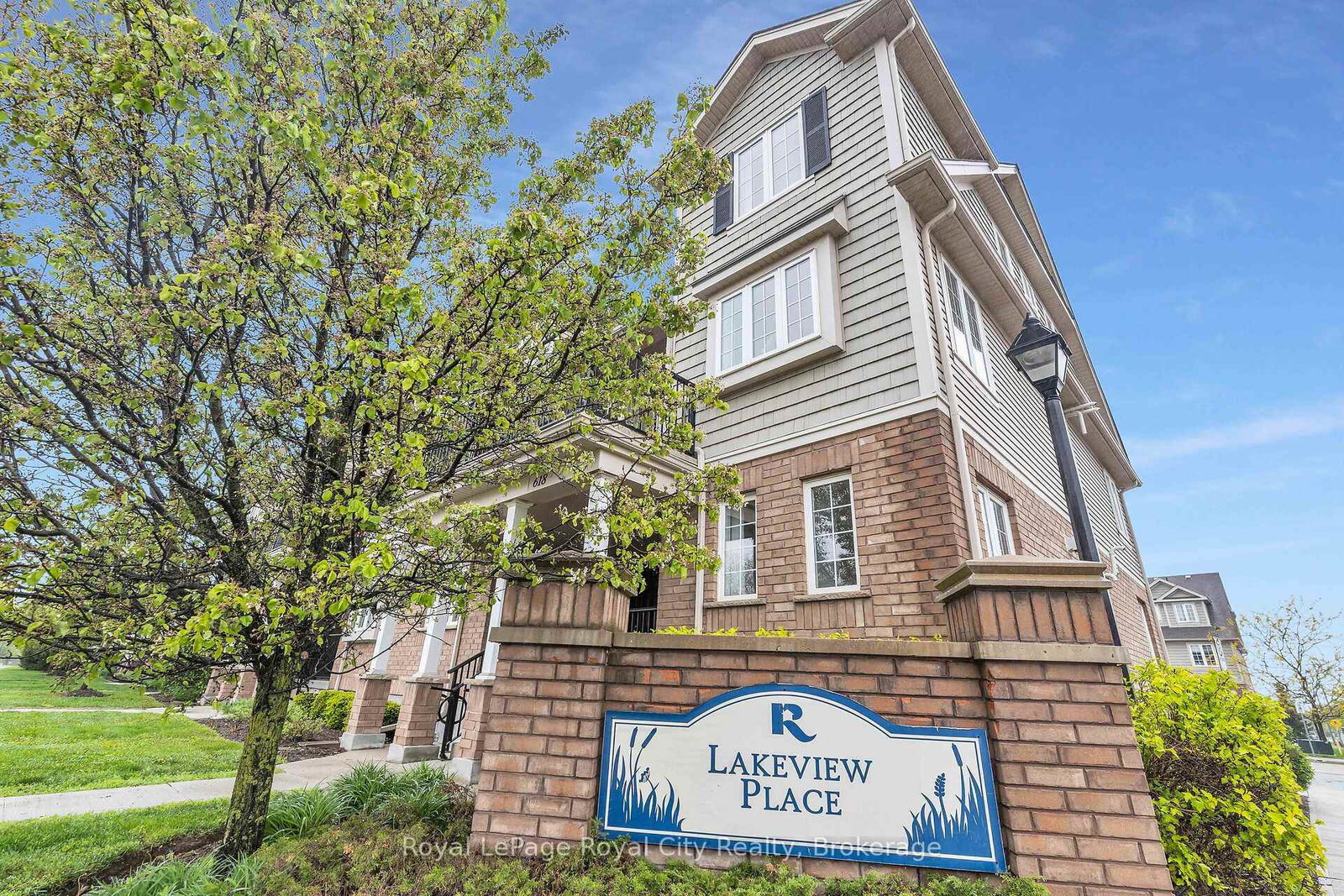 616-woodlawn-road-e-guelph-ontario-x12169914