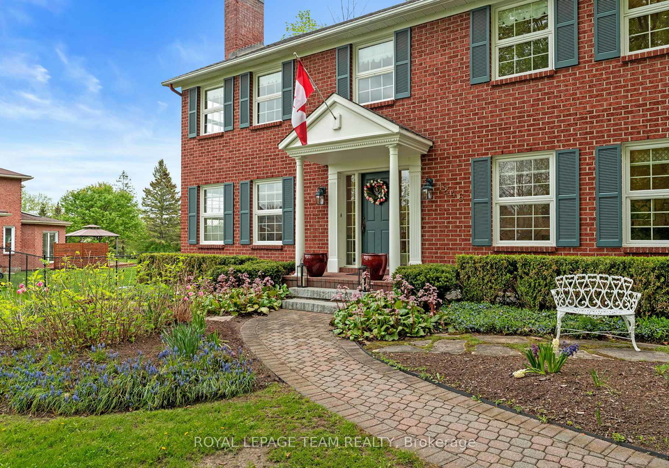 1246-potter-drive-ottawa-ontario-x12170318