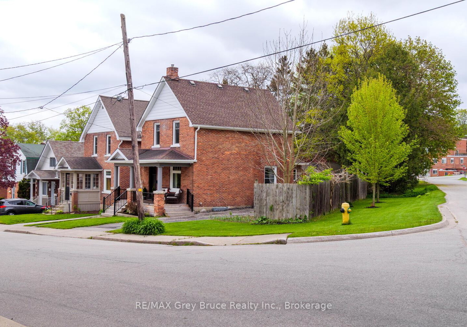 589-13th-street-a-w-owen-sound-ontario-x12170360