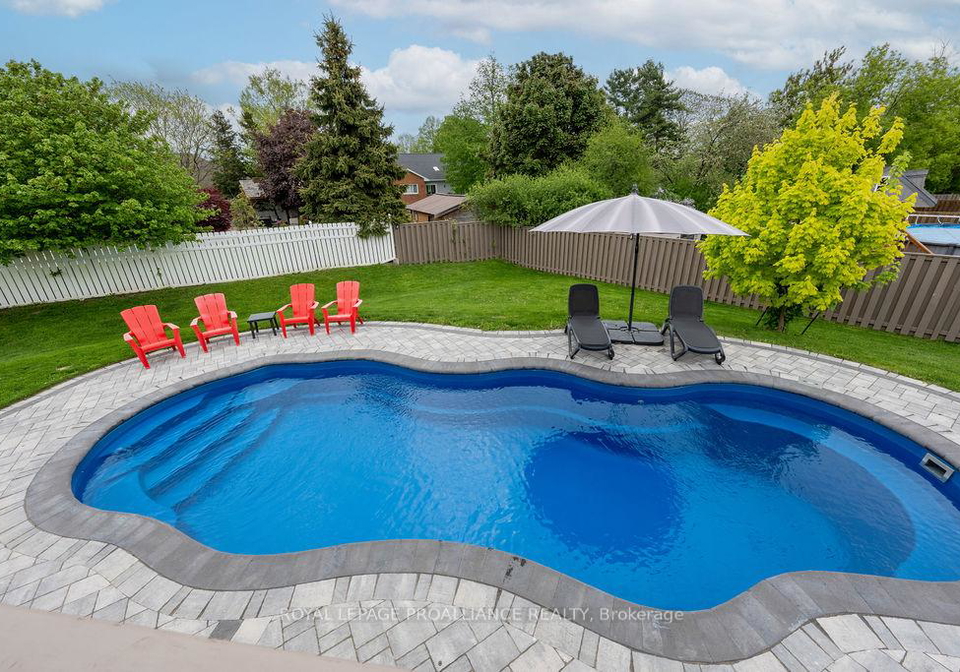 33-butternut-court-belleville-ontario-x12170630