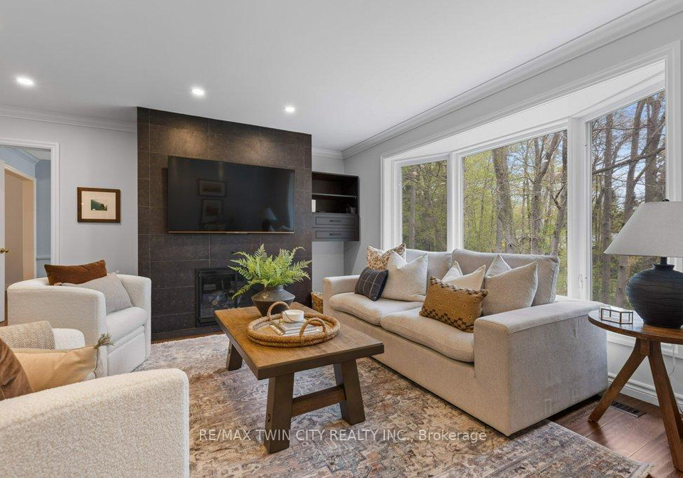 302-shakespeare-drive-waterloo-ontario-x12170640