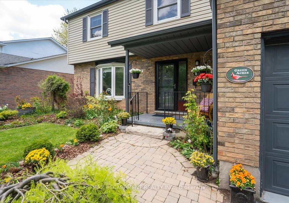 19-bal-harbour-drive-grimsby-ontario-x12170658
