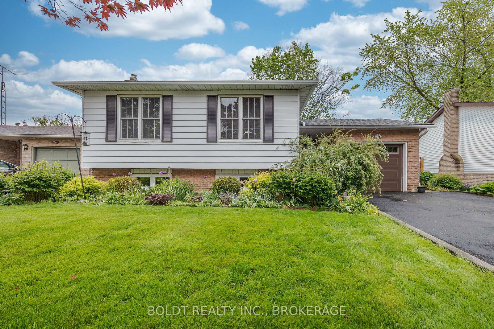 22-mergl-drive-haldimand-ontario-x12170685