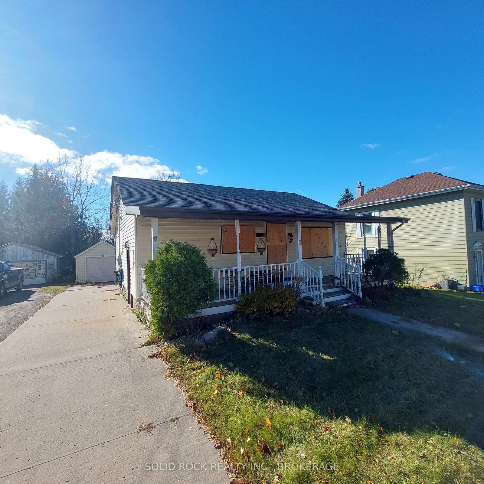 8-albert-street-prince-edward-county-ontario-x12170845