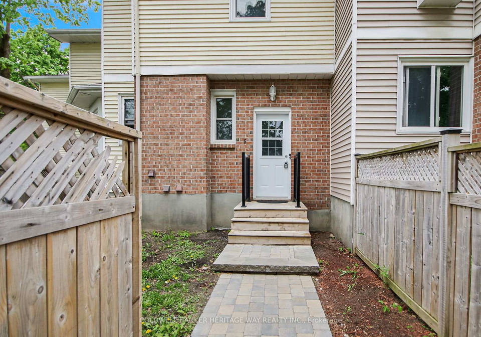 33mullett-street-carleton-place-ontario-x12171094