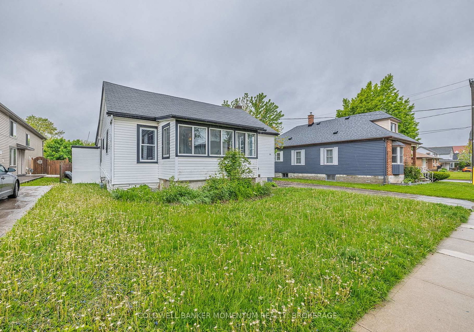 61-queen-street-s-thorold-ontario-x12171136