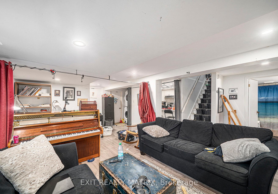 127-williams-walk-kanata-ontario-x12171142