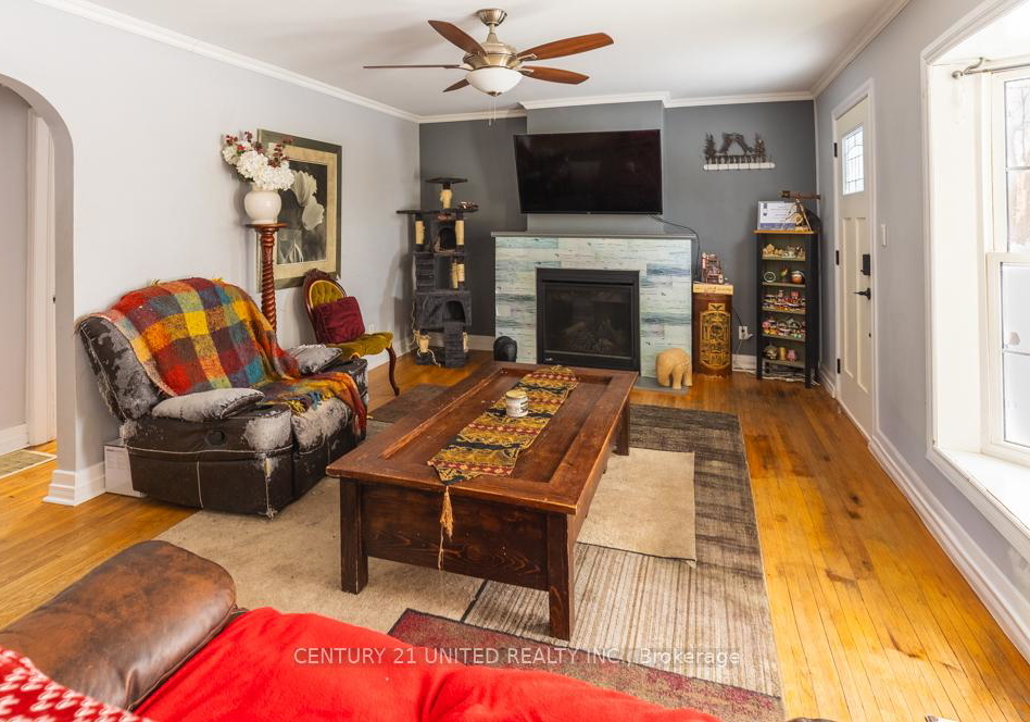 1009-ward-street-selwyn-ontario-x12171147