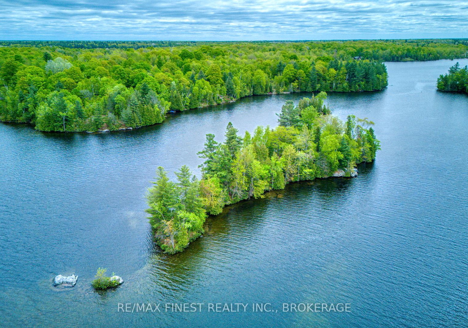 681-charlotte-island-frontenac-ontario-x12171232