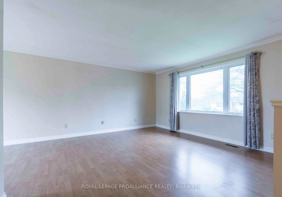 12-highside-road-quinte-west-ontario-x12171239