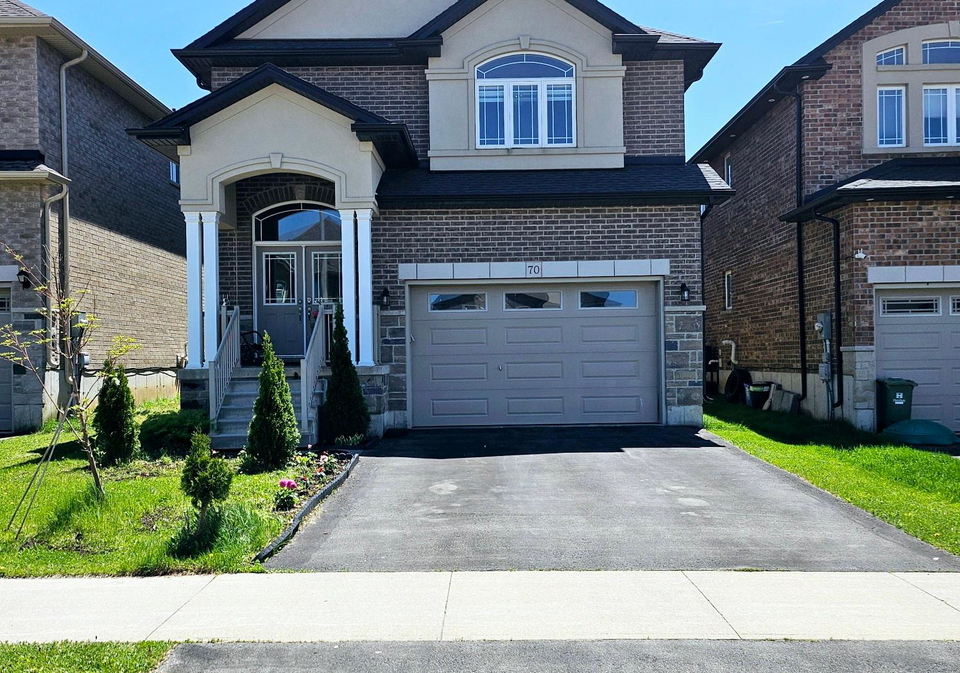 70-robertson-road-hamilton-ontario-x12171357