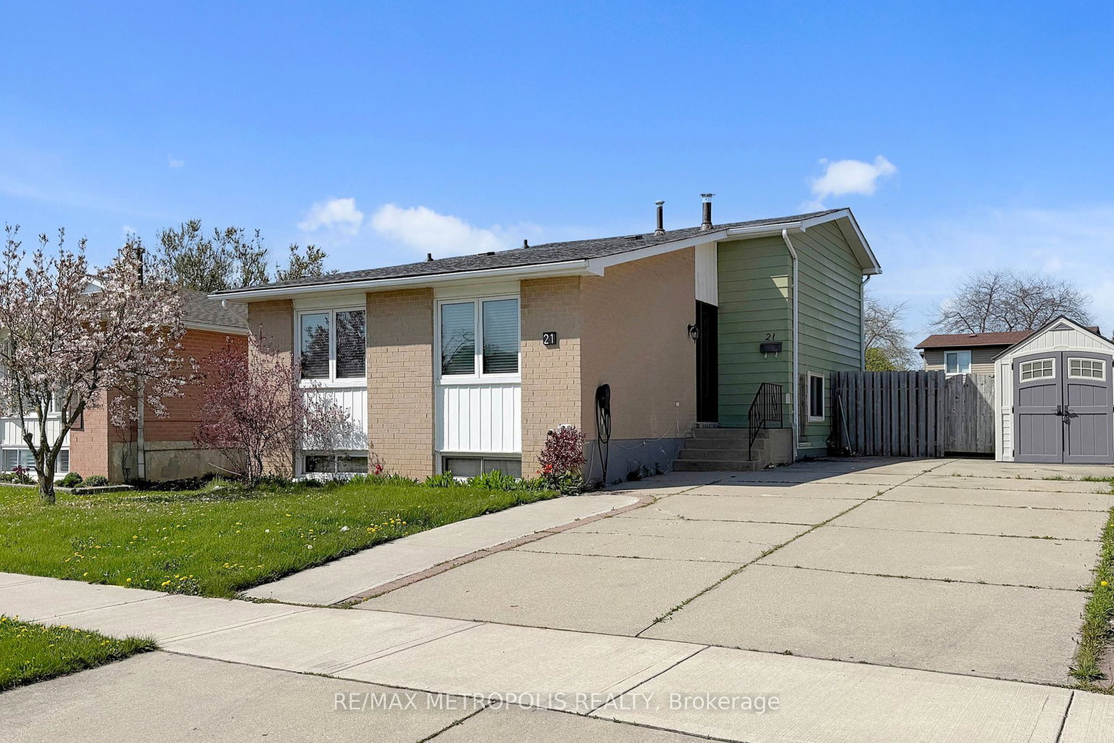 21-marston-street-hamilton-ontario-x12171450