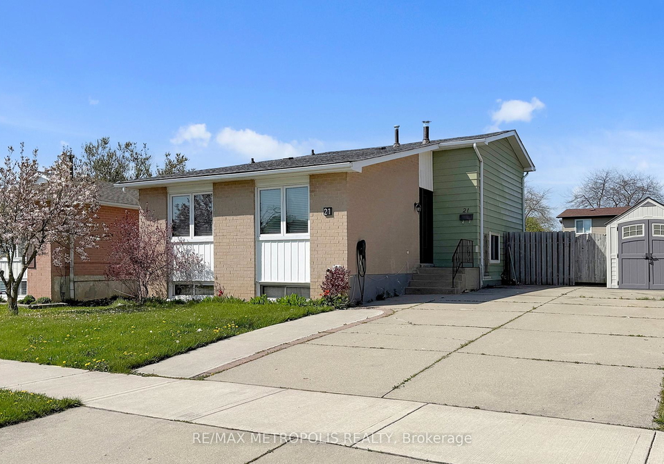 21-marston-street-hamilton-ontario-x12171450
