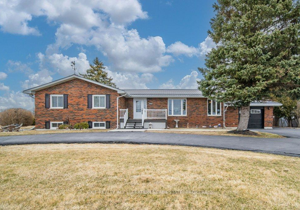 371-county-road-8-greater-napanee-ontario-x12171487