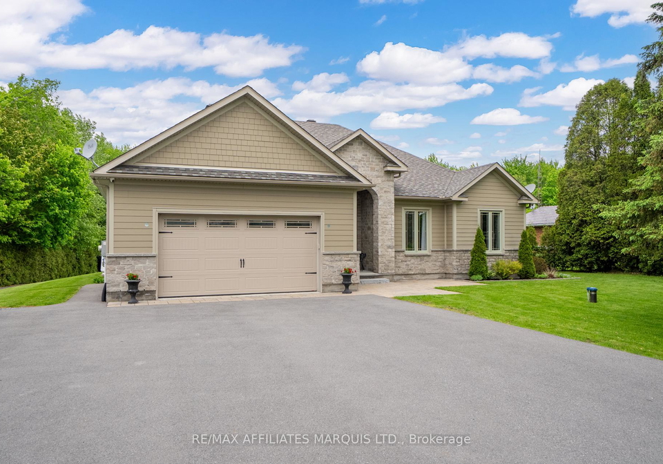 18497-glen-road-south-glengarry-ontario-x12171611