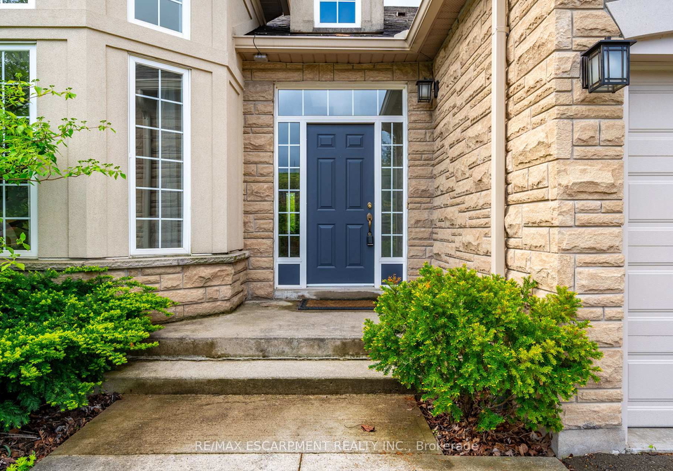 27-gaines-avenue-hamilton-ontario-x12171952