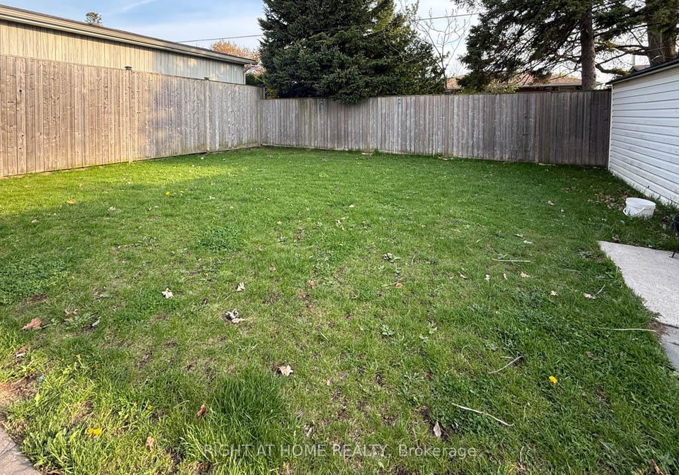 40-idlewood-avenue-hamilton-ontario-x12172020