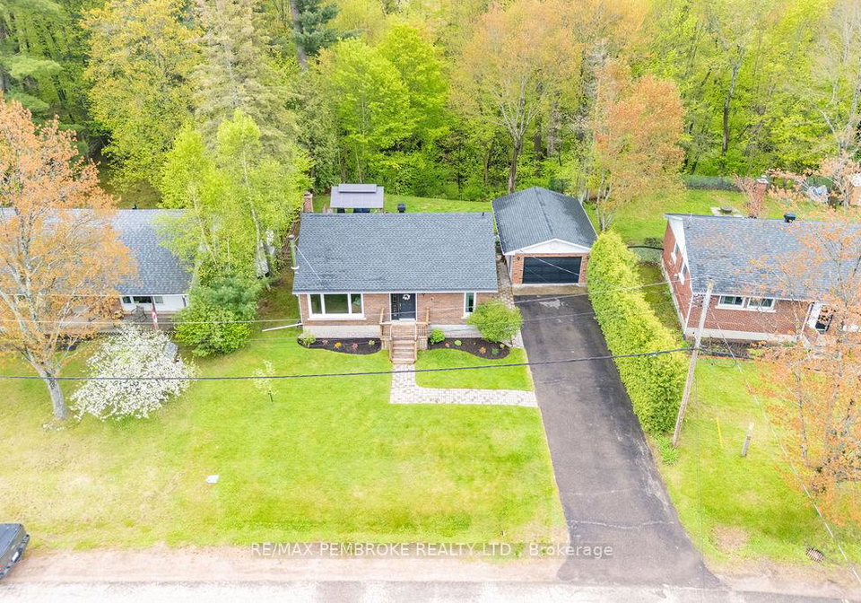 6-white-street-petawawa-ontario-x12172192