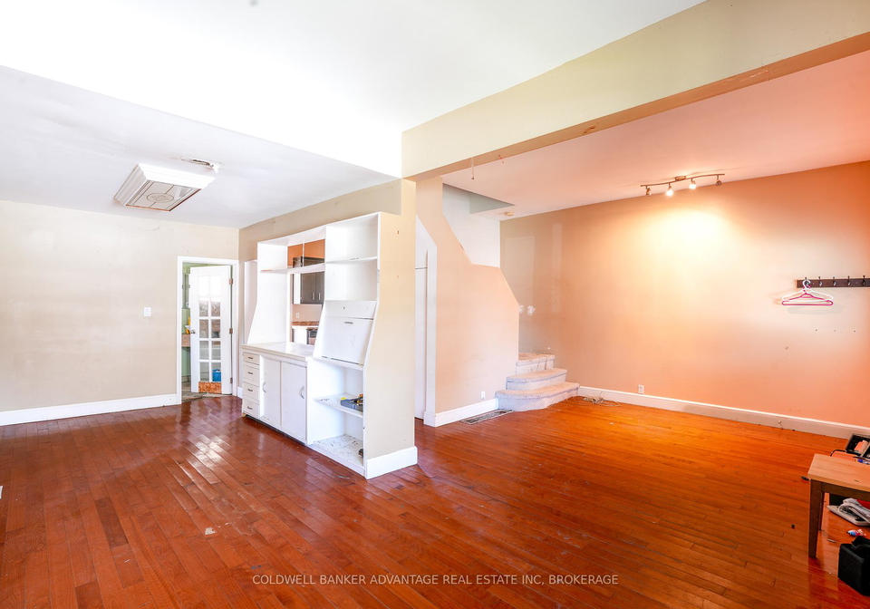 76-east-24th-street-hamilton-ontario-x12172352