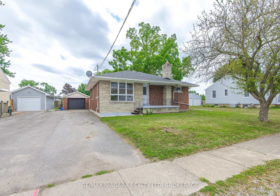 106-highland-avenue-port-colborne-ontario-x12172388
