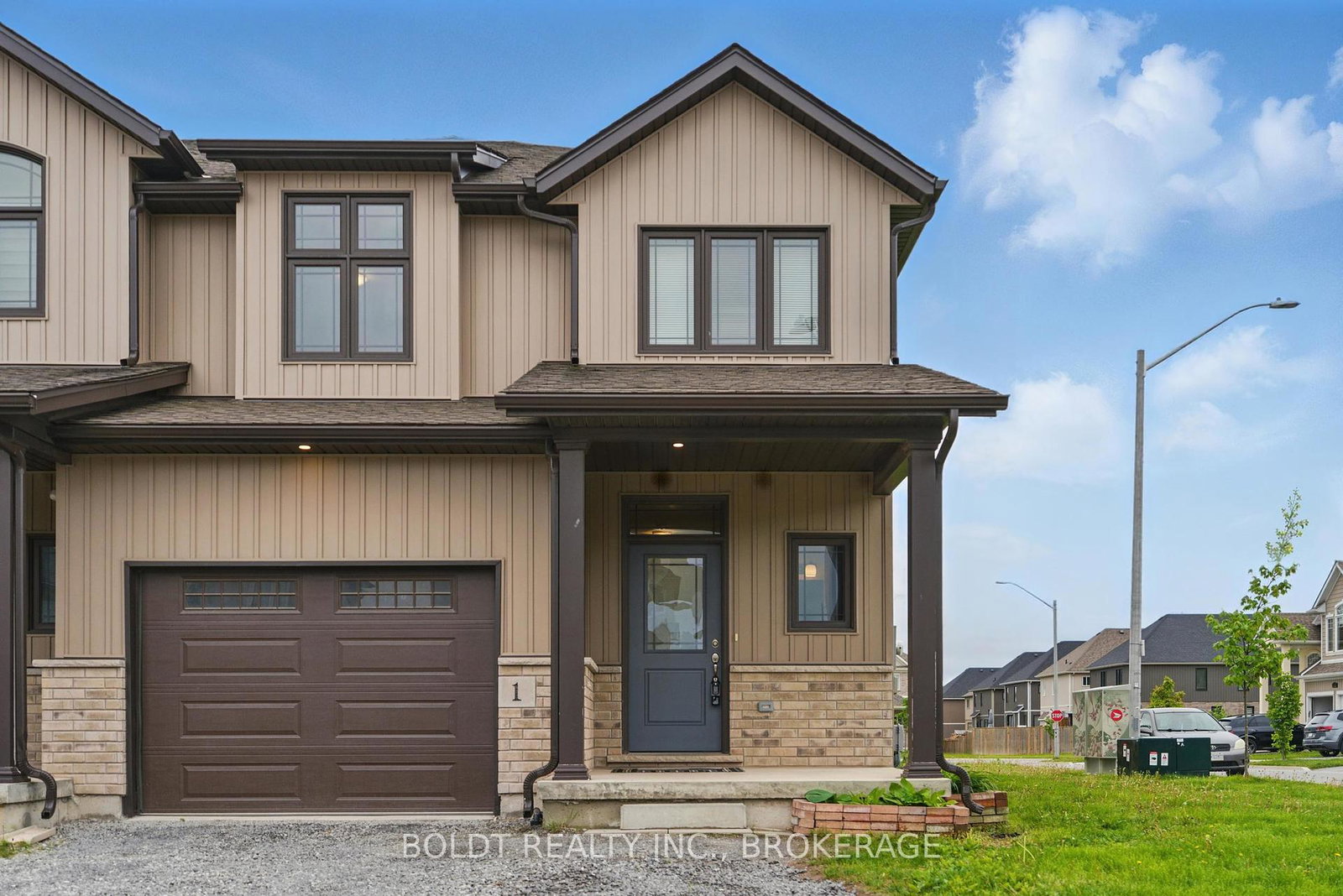 1-bowman-crescent-thorold-ontario-x12172412