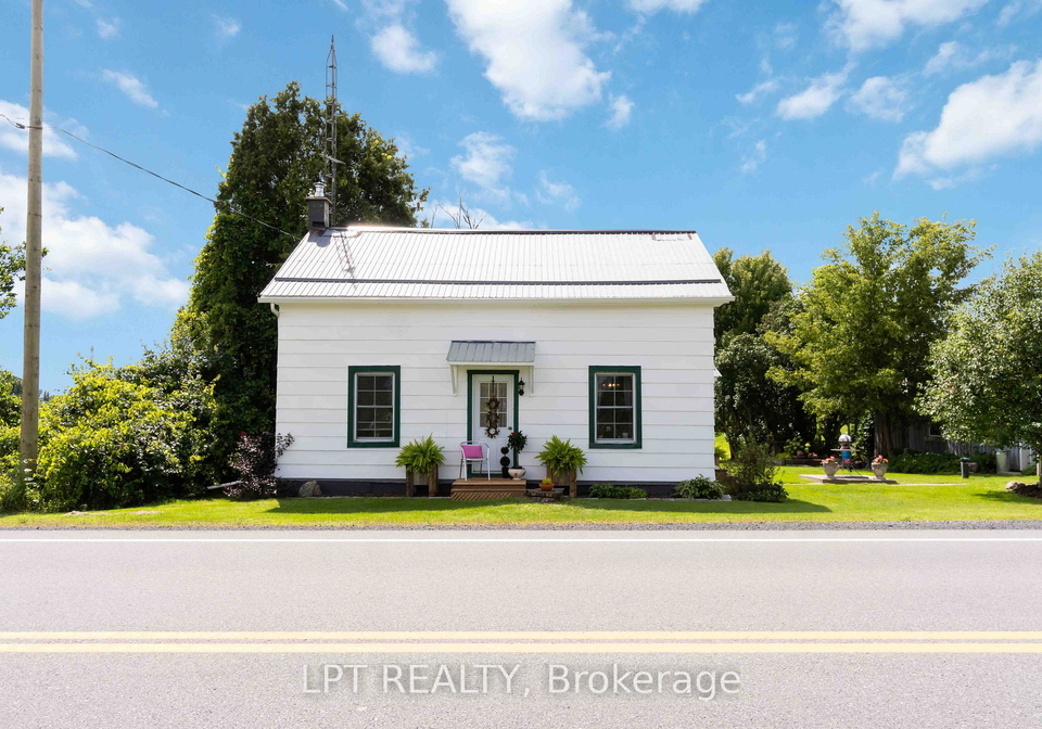 4484-county-12-road-south-stormont-ontario-x12172421