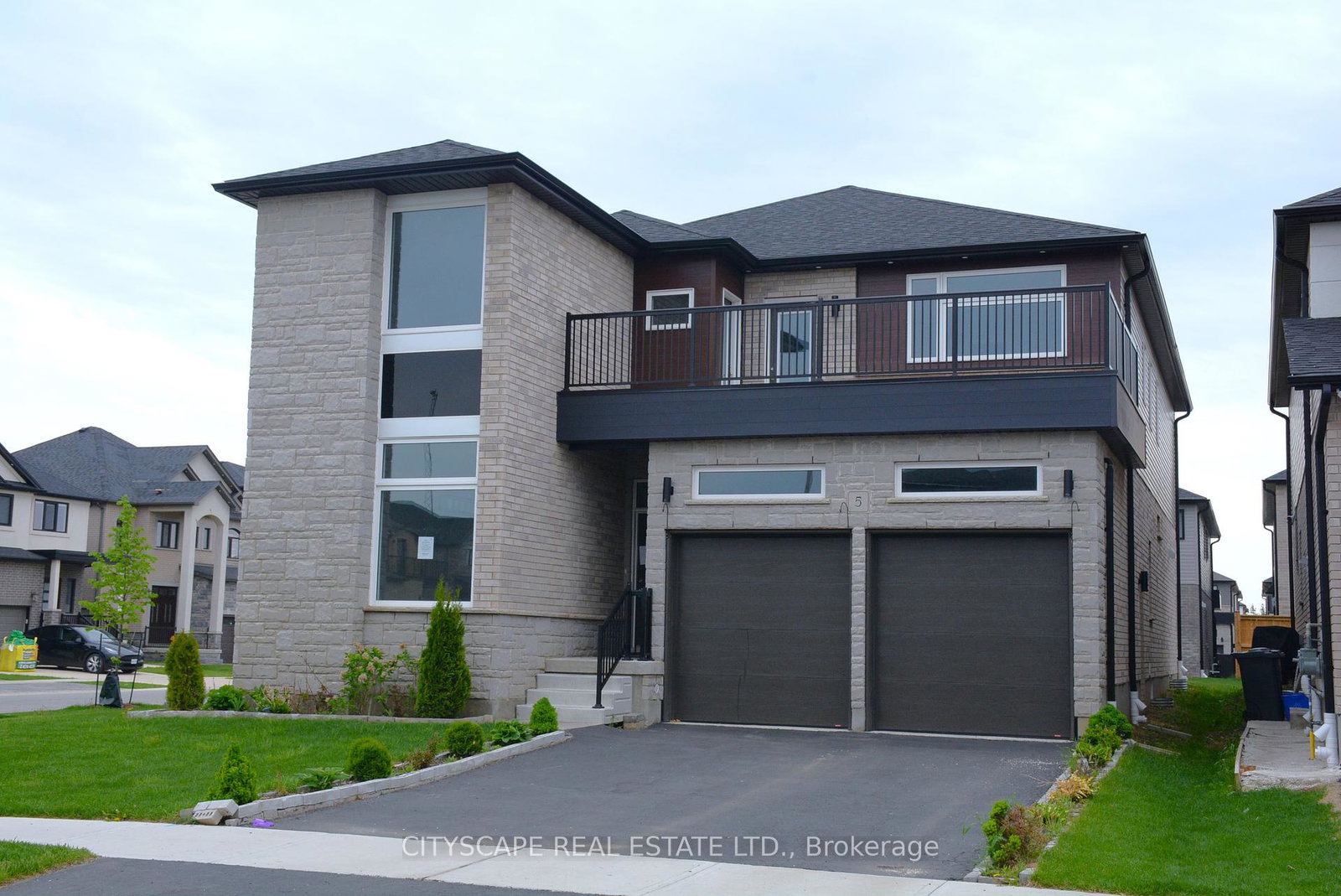 5-sass-crescent-brant-ontario-x12172526