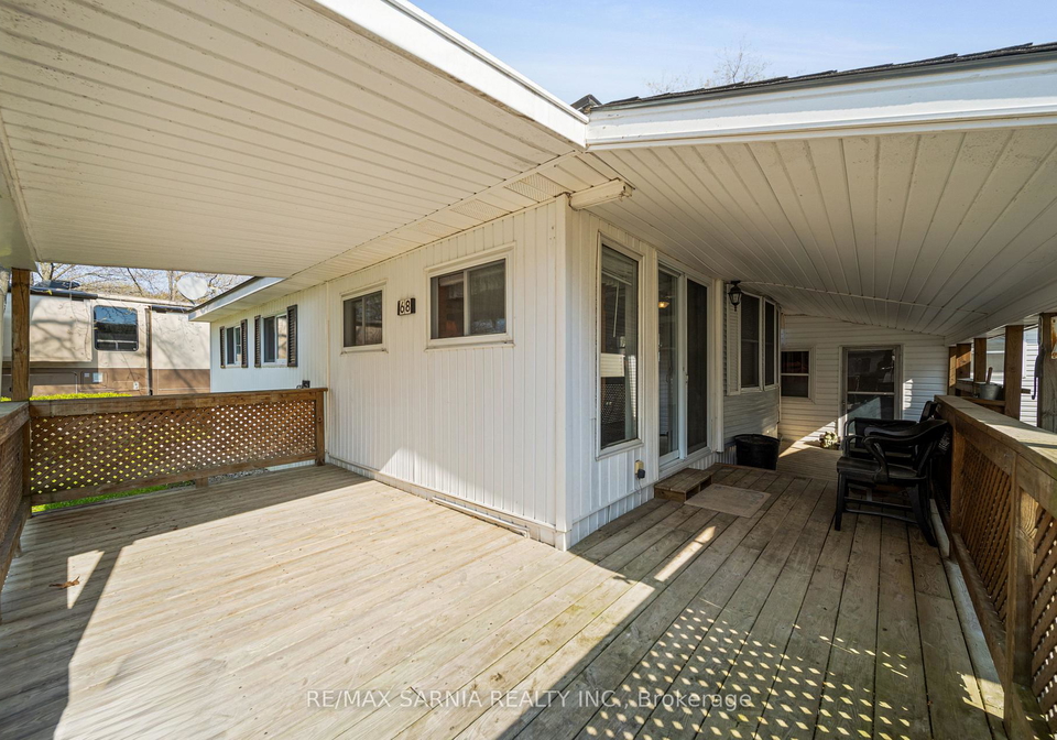 4895-lakeshore-road-plympton-wyoming-ontario-x12172631
