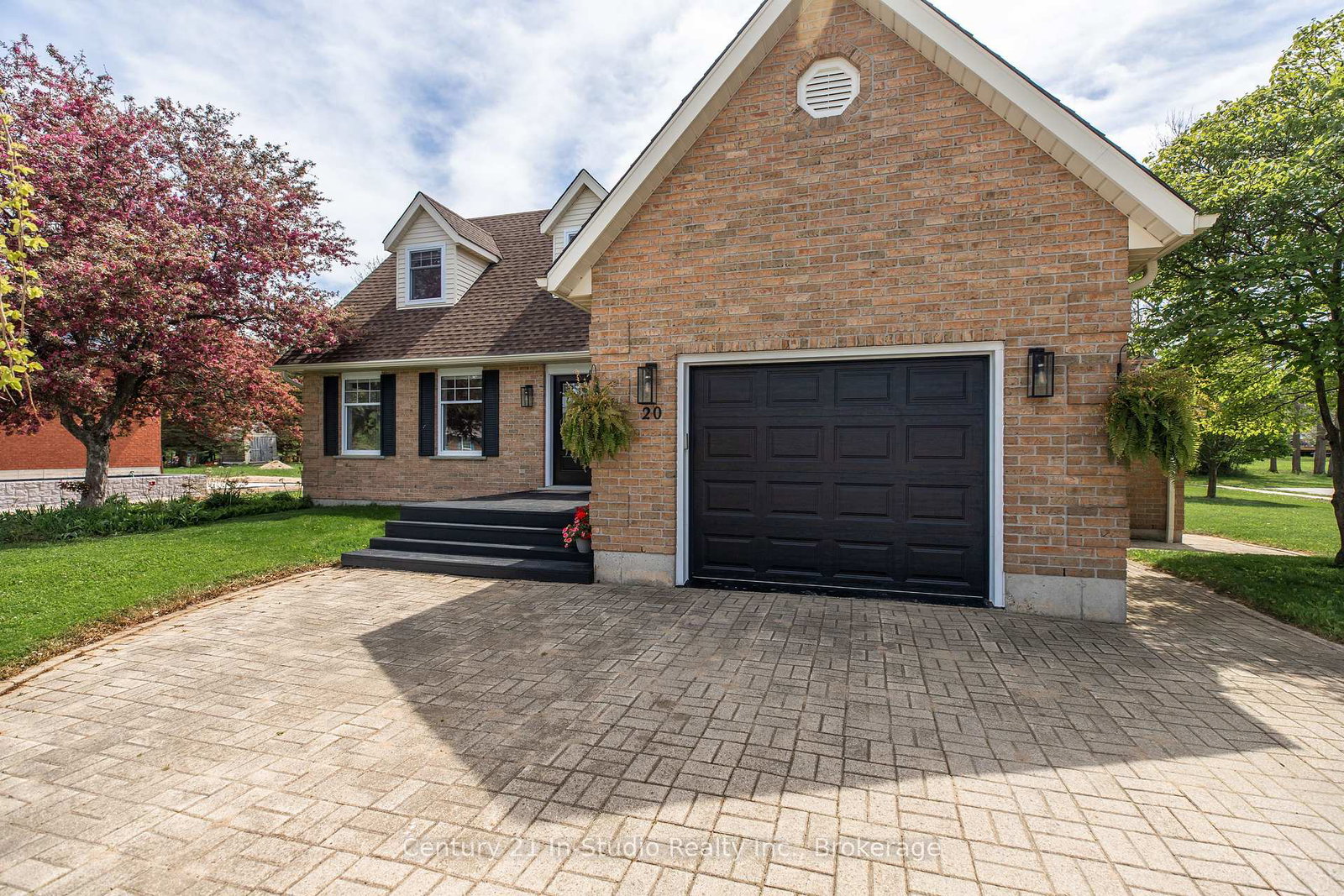 20-smith-street-kincardine-ontario-x12173054
