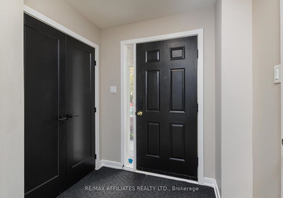 60-royal-oak-court-ottawa-ontario-x12173058