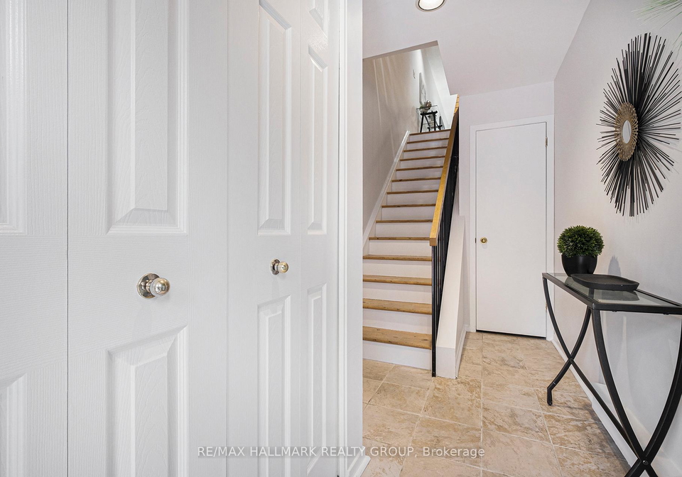 20-charlevoix-street-ottawa-ontario-x12173618
