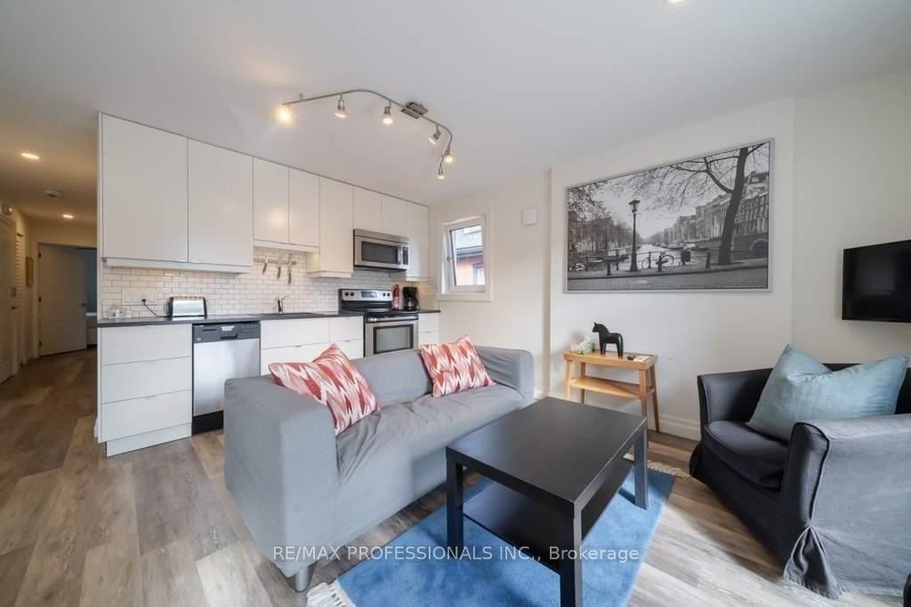 31-dundurn-street-n-hamilton-ontario-x12173659