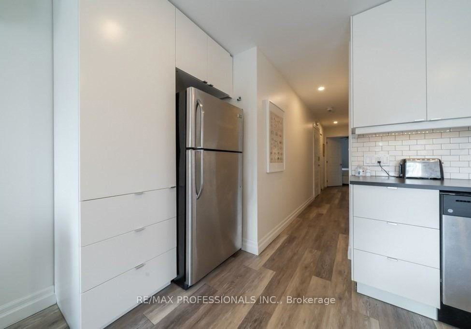 31-dundurn-street-n-hamilton-ontario-x12173659