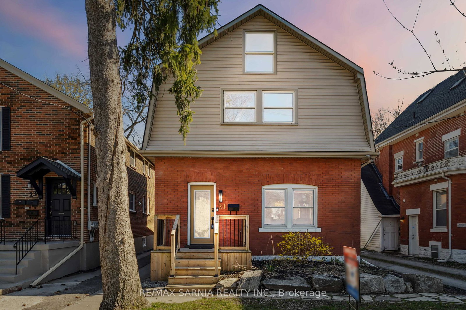 21-victor-street-london-south-ontario-x12173711