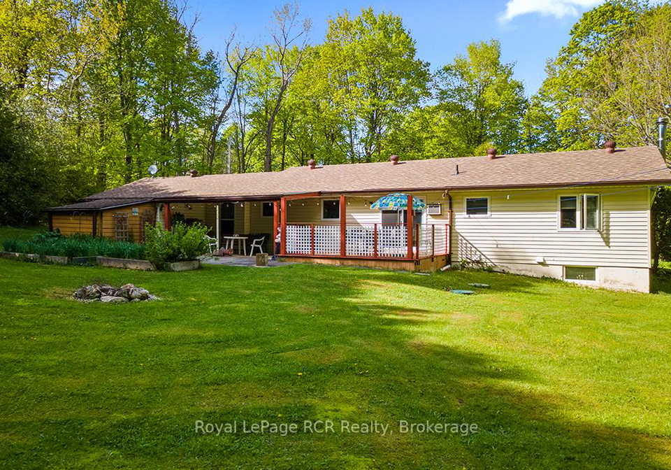 236-raglan-street-grey-highlands-ontario-x12173927