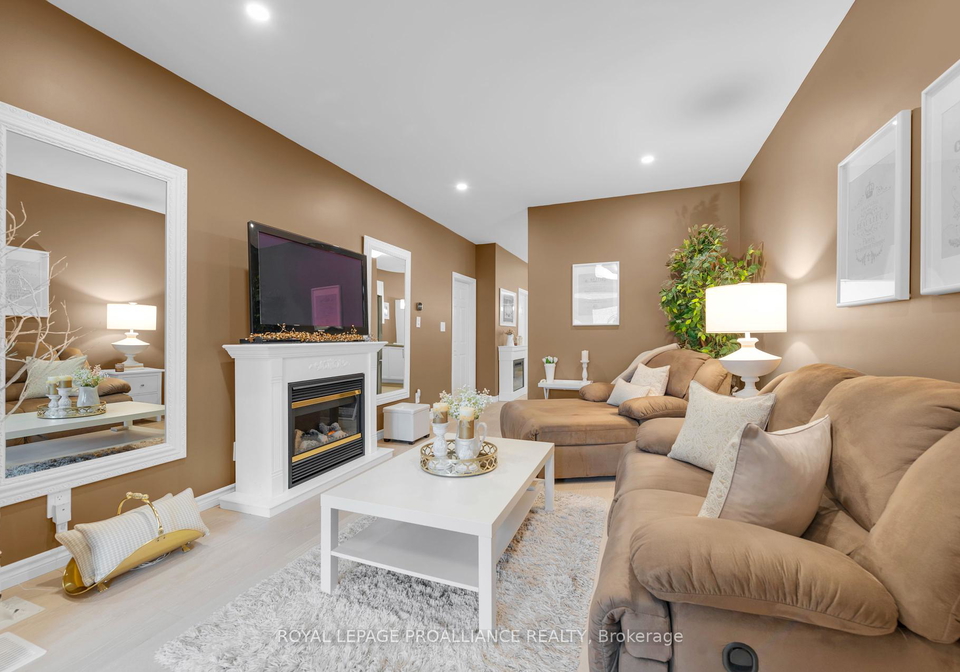 47-athabaska-drive-belleville-ontario-x12173996