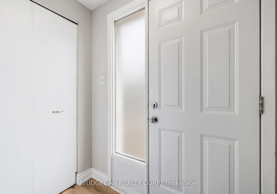 151-gateshead-crescent-hamilton-ontario-x12174024