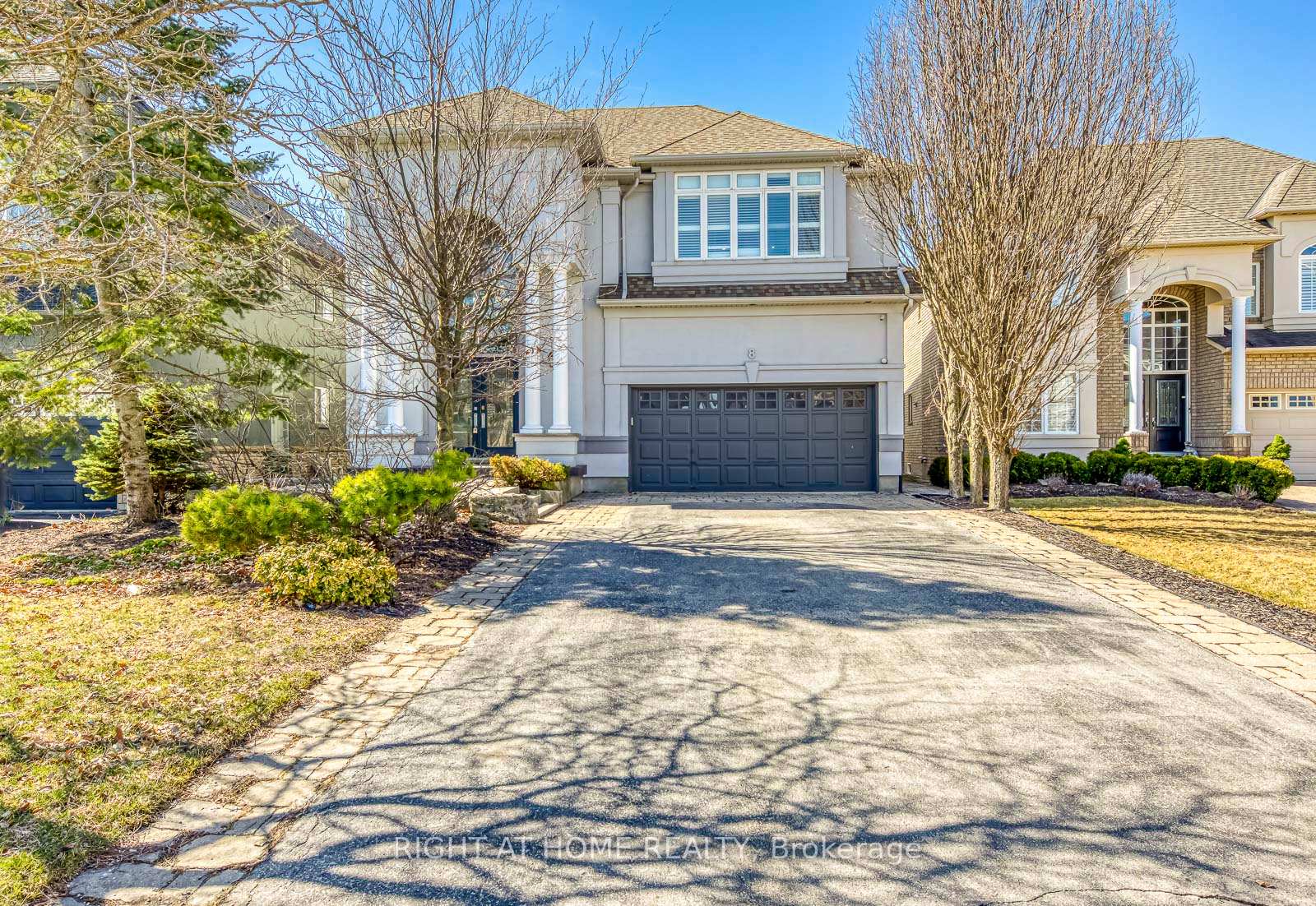 8-hackamore-court-hamilton-ontario-x12174052