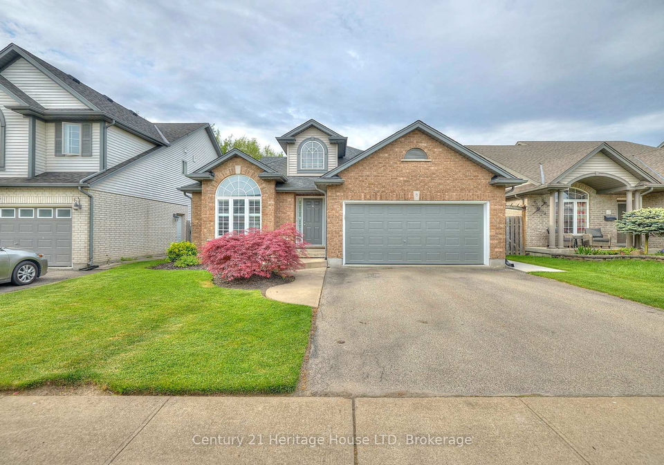 8-arlene-street-st-catharines-ontario-x12174309