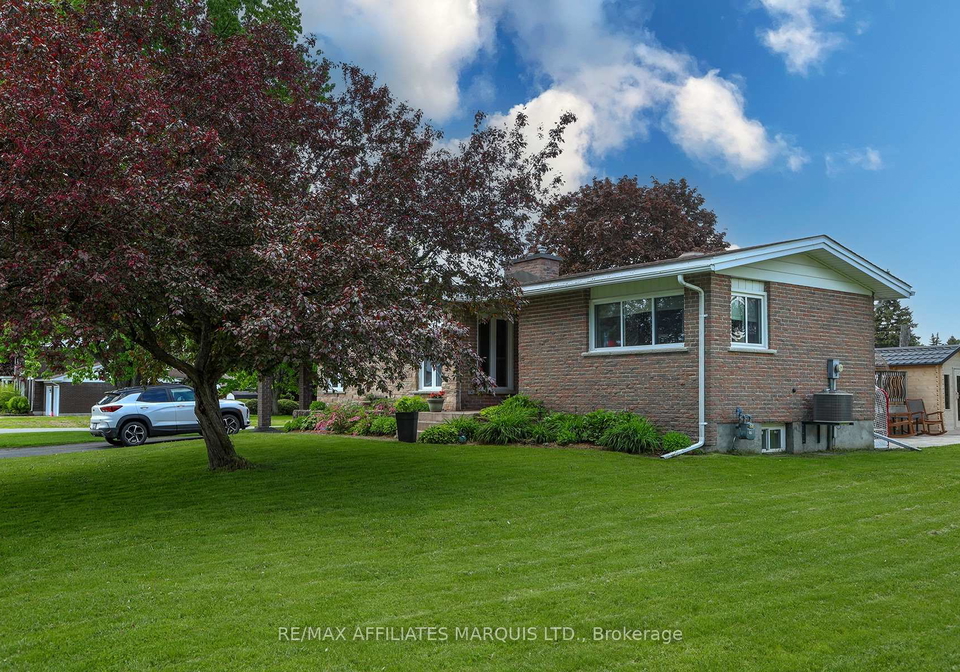 28-meikle-street-south-dundas-ontario-x12174433