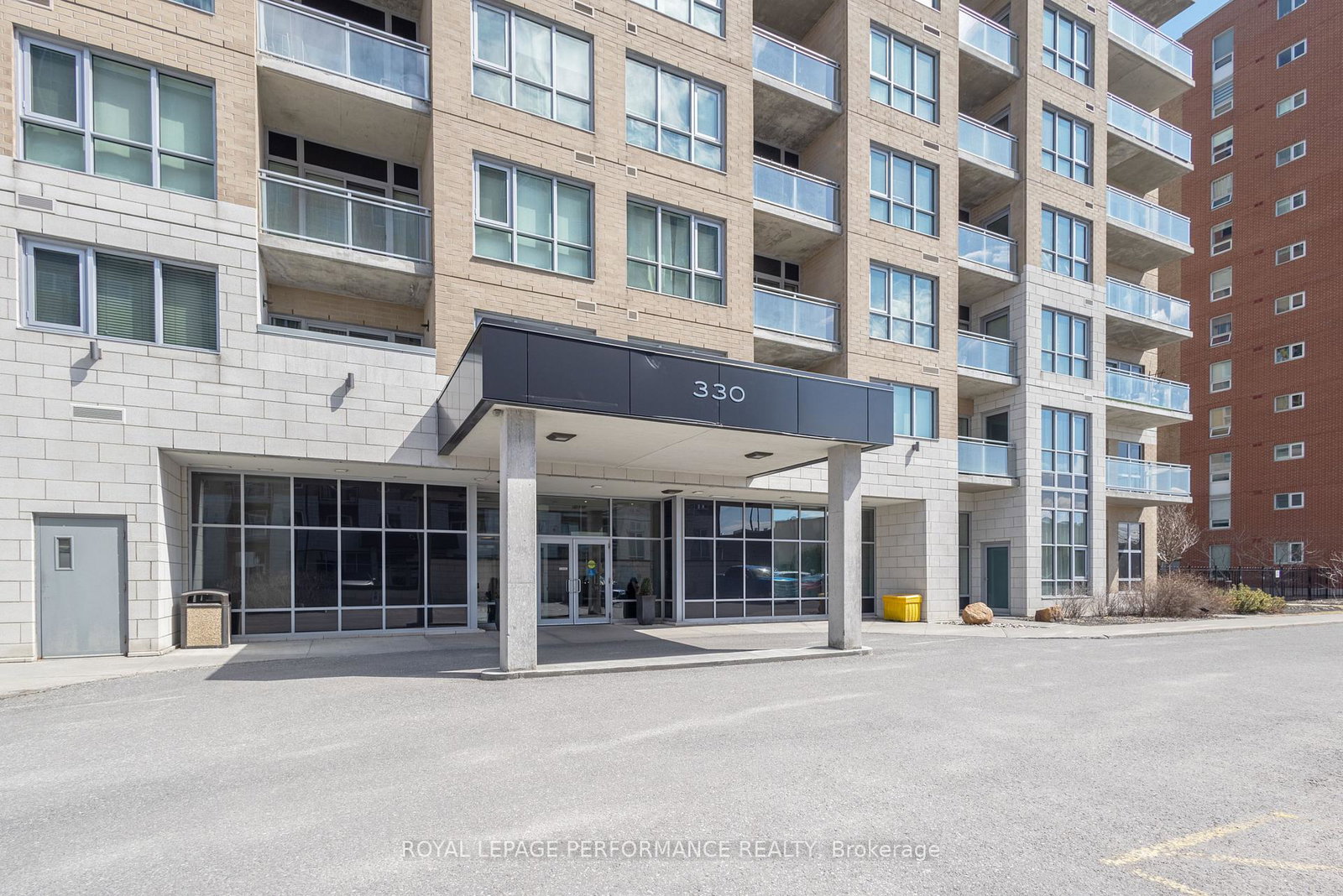 330-titan-private-ottawa-ontario-x12174573