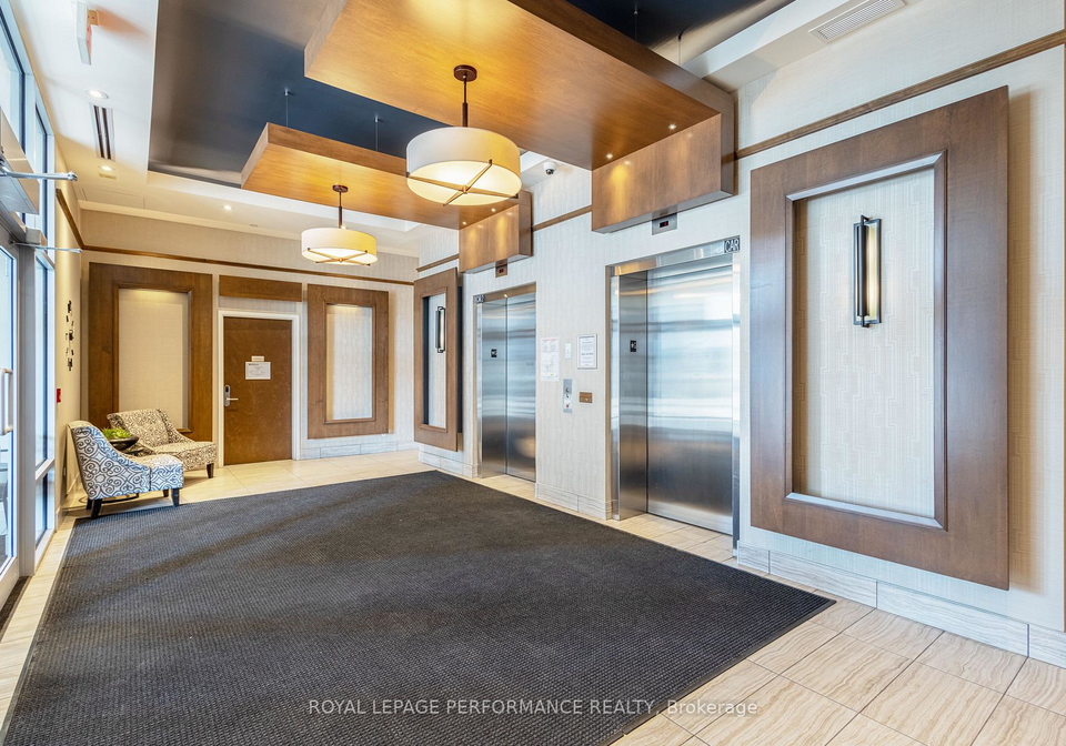 330-titan-private-ottawa-ontario-x12174573