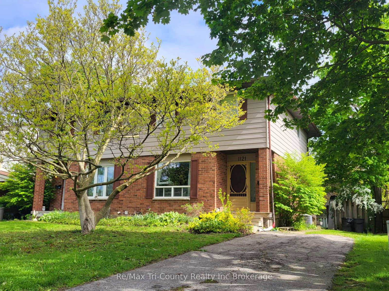 1121-melsandra-avenue-london-east-ontario-x12174769
