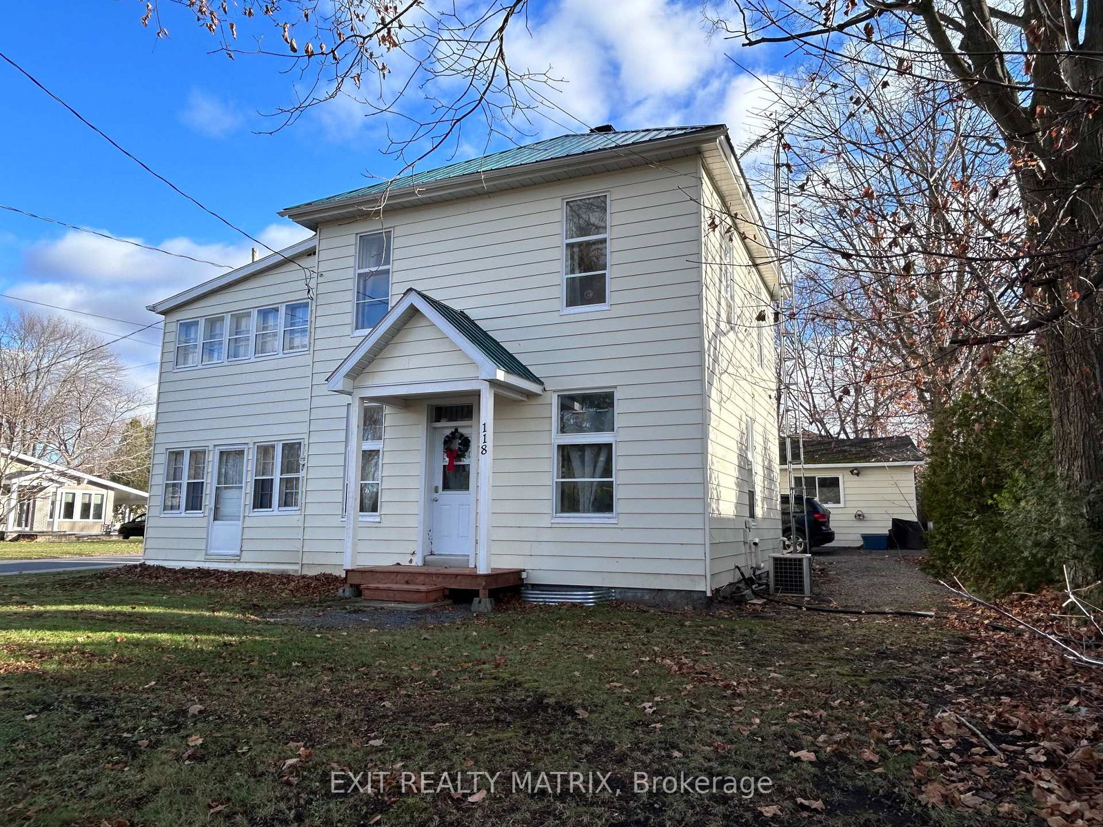 118-centre-street-north-glengarry-ontario-x12174780