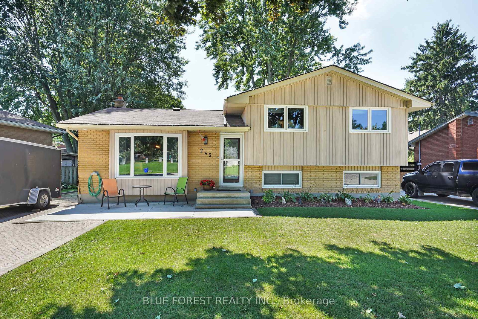 245-chittick-crescent-thames-centre-ontario-x12175378
