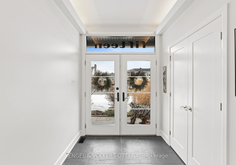 15-camwood-crescent-ottawa-ontario-x12175462