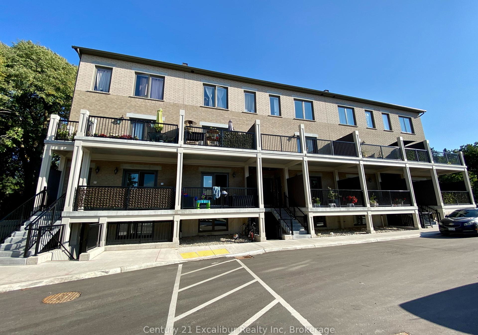 360-queen-street-e-centre-wellington-ontario-x12175497
